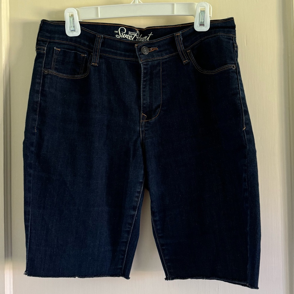 Old Navy Sweetheart Jean Shorts, Size 8